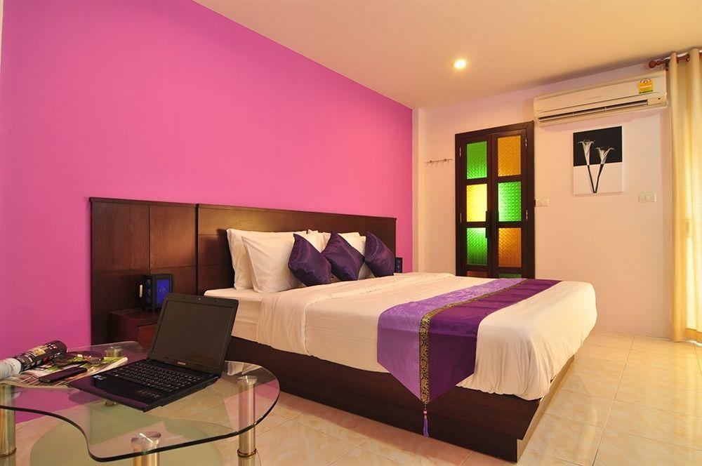 Islanda Boutique Hotel Patong Luaran gambar