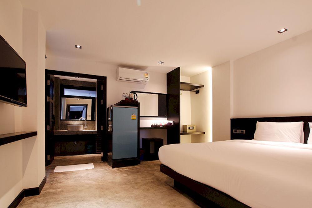 Islanda Boutique Hotel Patong Luaran gambar