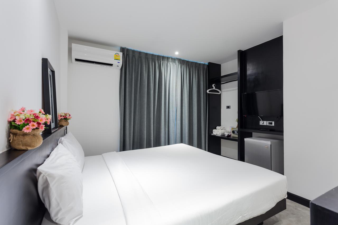Islanda Boutique Hotel Patong Luaran gambar