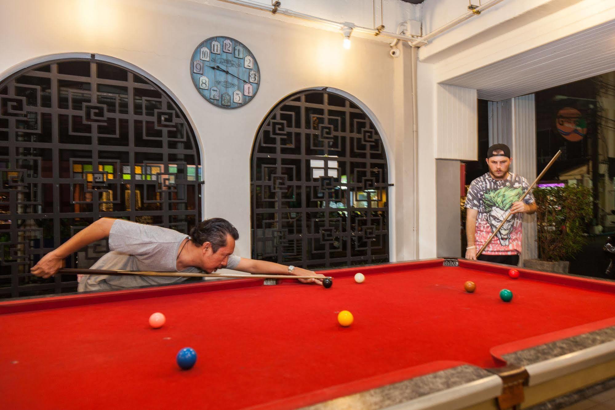 Islanda Boutique Hotel Patong Luaran gambar