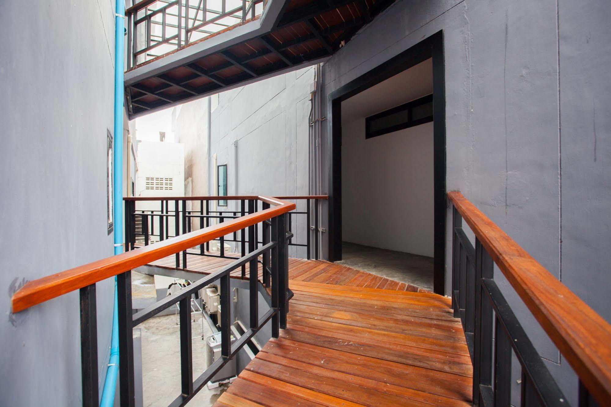 Islanda Boutique Hotel Patong Luaran gambar